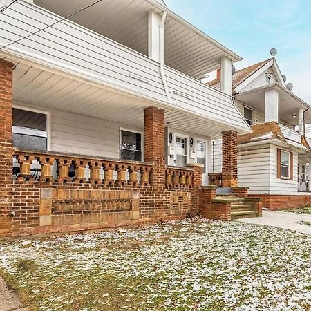 Newly Remodeled Apt, South Hills Old Brooklyn Area Cleveland Ngoại thất bức ảnh