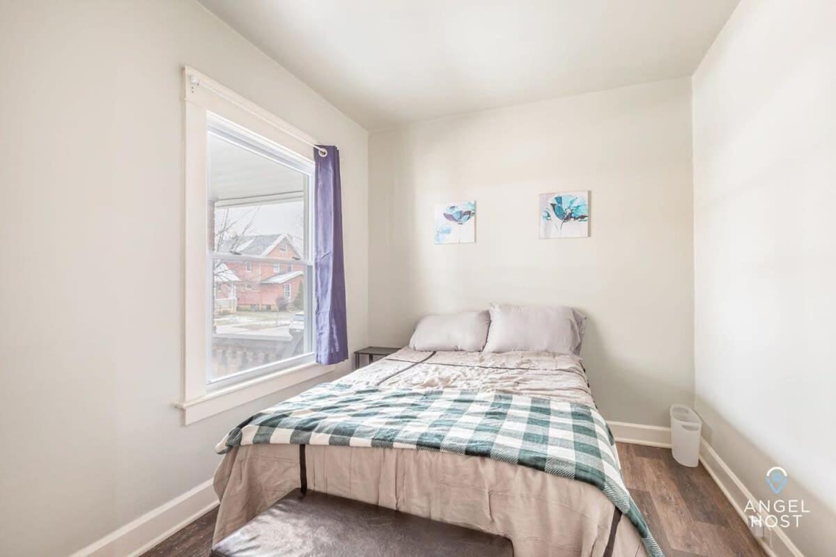 Newly Remodeled Apt, South Hills Old Brooklyn Area Cleveland Ngoại thất bức ảnh