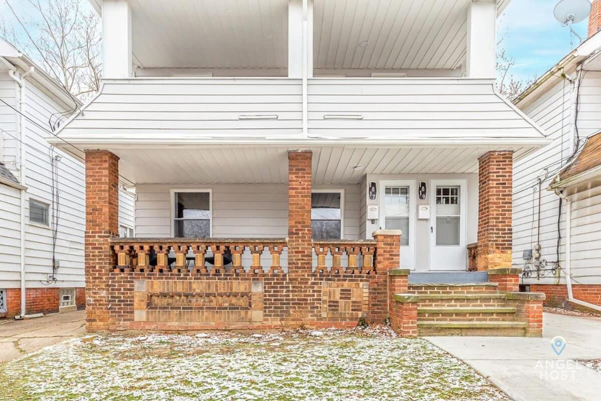 Newly Remodeled Apt, South Hills Old Brooklyn Area Cleveland Ngoại thất bức ảnh